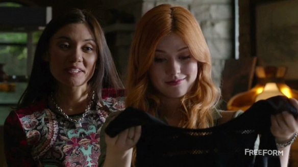 "Happy 18th birthday, Clary! You're old enough now to be in an adult film."