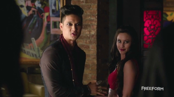 Izzy c'mon. Camille forcibly kissed Magnus. Magnus had no say in the  matter.